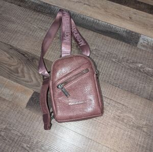 Montana West Metallic Rose Crossbody Bag